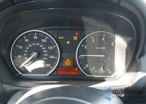 2011 BMW 128I z USA, uszkodzony, nr VIN WBAUP9C5XBVL89757